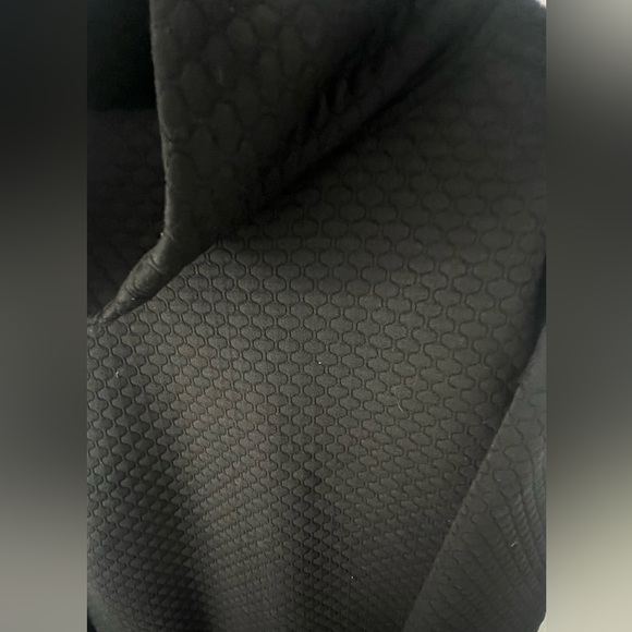 JNY Classic Quilted Turtleneck - Picture 4 of 14